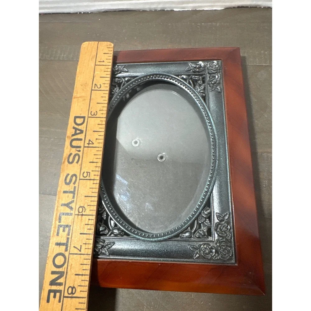 Vintage Faux Wood and Silver Rose Oval Picture Frame 8.5x6.5 Brown Silver